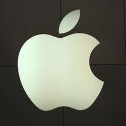 Apple admite ter sido invadida