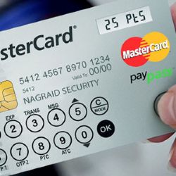 Cartão da MasterCard vem com display e touchpad